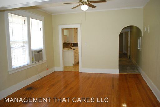 Building Photo - 2304 York Ave