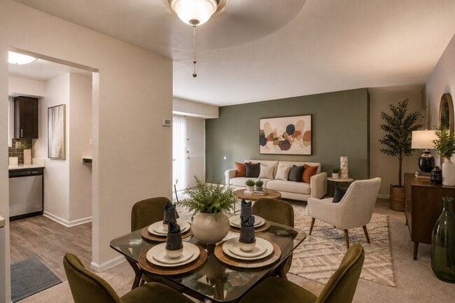 Building Photo - Lynbrook at Mark Center Apartment Homes