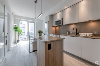 Building Photo - Cherry House at Canary Landing