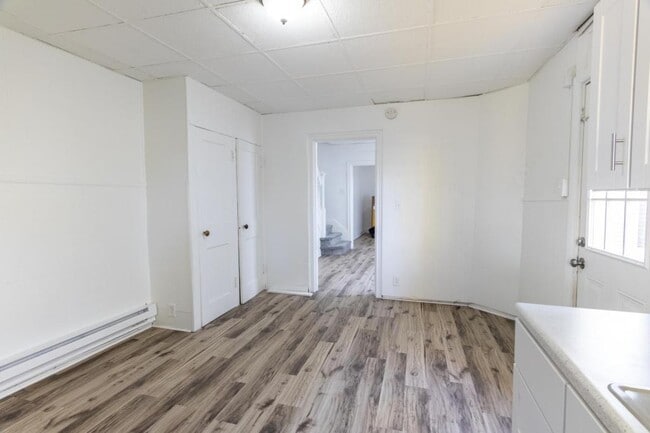 Building Photo - 117 N 12th St