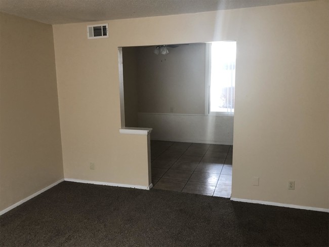 Foto del edificio - 4606 W Maple St