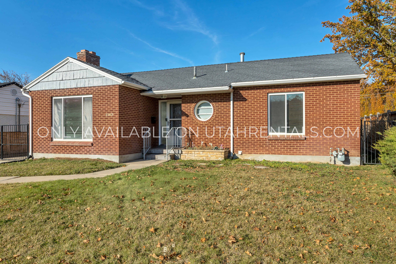 Primary Photo - 2163 E 1700 S