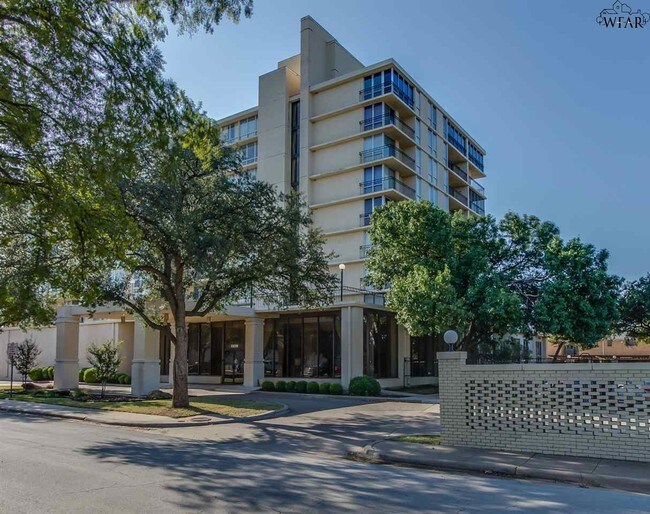 Foto del edificio - 2100 Santa Fe St