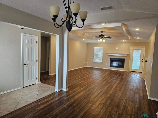 Foto del edificio - 2214 Boxwood Cir