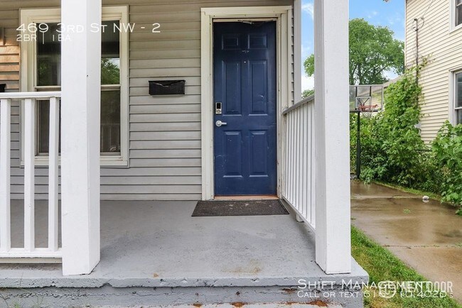 Foto del edificio - 469 3rd St NW