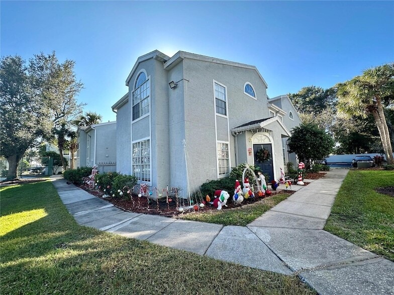 Photo - 1620 Columbia Arms Circle Unit 262