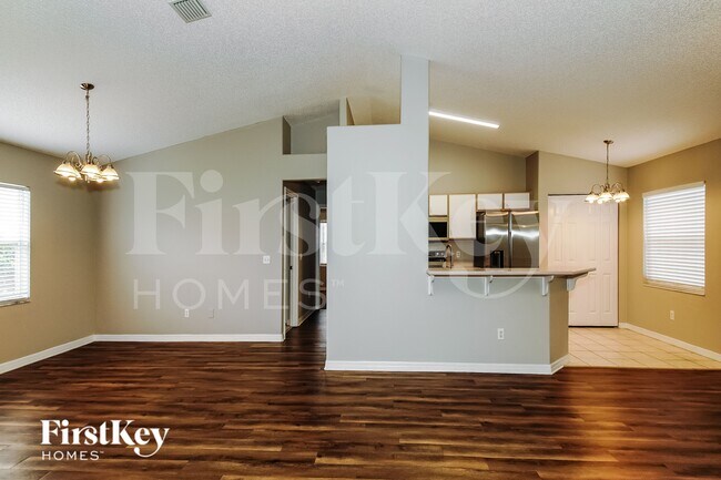 Foto del edificio - 8 Wild Oak Pl