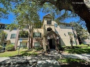 Building Photo - 7800 Point Meadows Dr