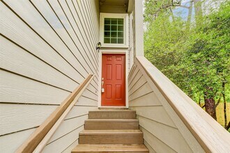 Building Photo - 14 Newberry Trail Ct