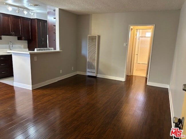 Building Photo - 12766 Pacific Ave