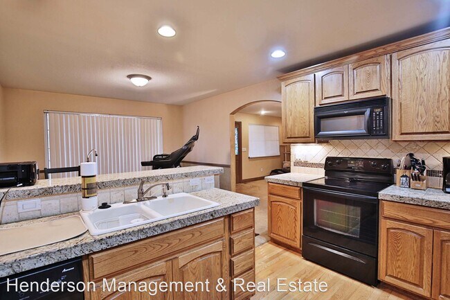 Foto del edificio - 2 br, 2 bath House - 647 Callisto Drive #101