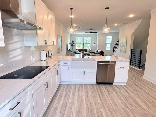Building Photo - 139 Blue Eden Lp