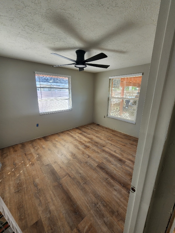 Photo - 1835 Joyce St House