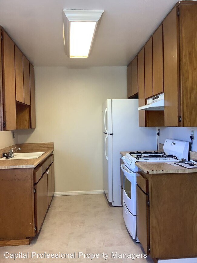 Building Photo - 1 br, 1 bath House - 9733 WINTERGARDENS BL...