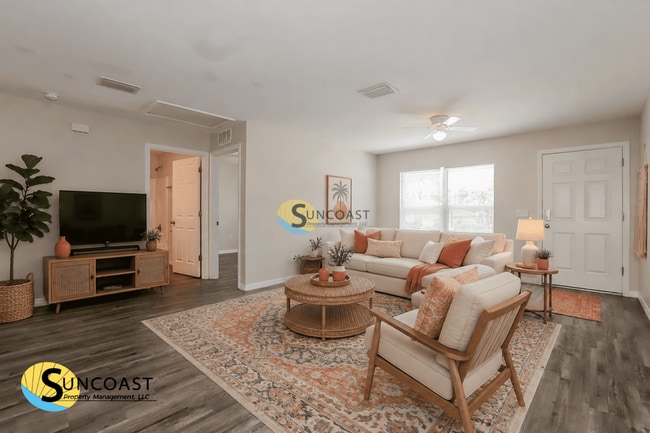 Building Photo - 9341 N Mendoza Way