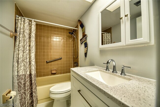 Foto del edificio - 713 SW 47th Terrace