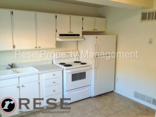 Building Photo - 1851 W 7865 S