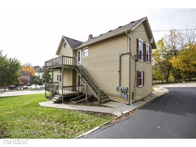 Building Photo - 330 W Highland Ave