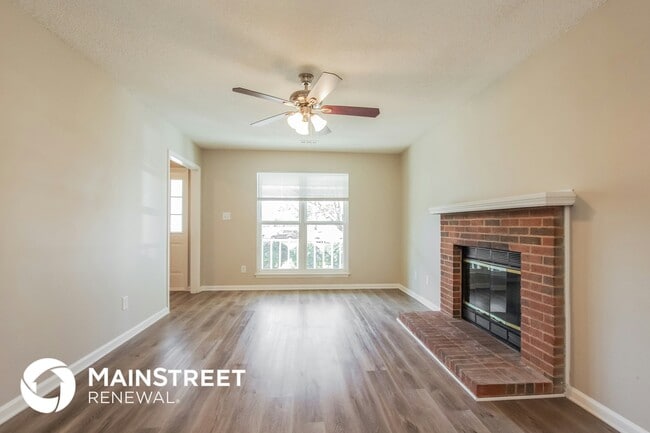 Building Photo - 9132 Chesham Dr