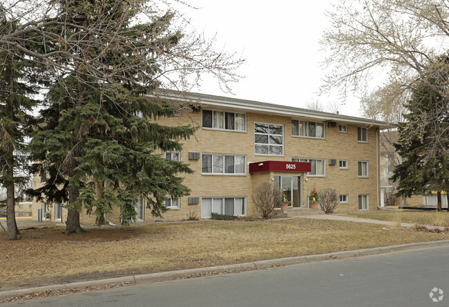 Building Photo - New Hope Garden Apartments