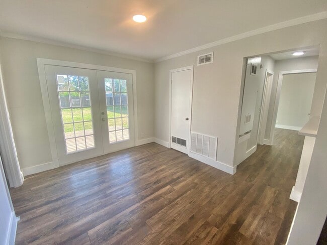 Foto del edificio - Pre- leasing now for 3/2 home near Maxey Park and Covenant Hospital