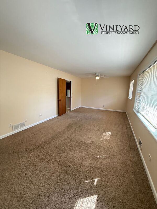 Foto del edificio - 2569 Sunny Ln SE
