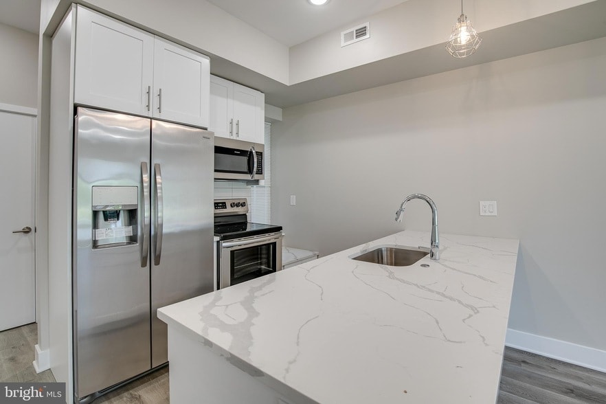 Photo - 2019 N College Avenue Unit 3