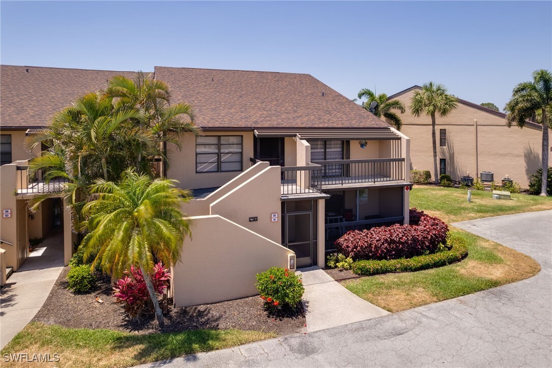 Foto principal - 15489 Admiralty Cir