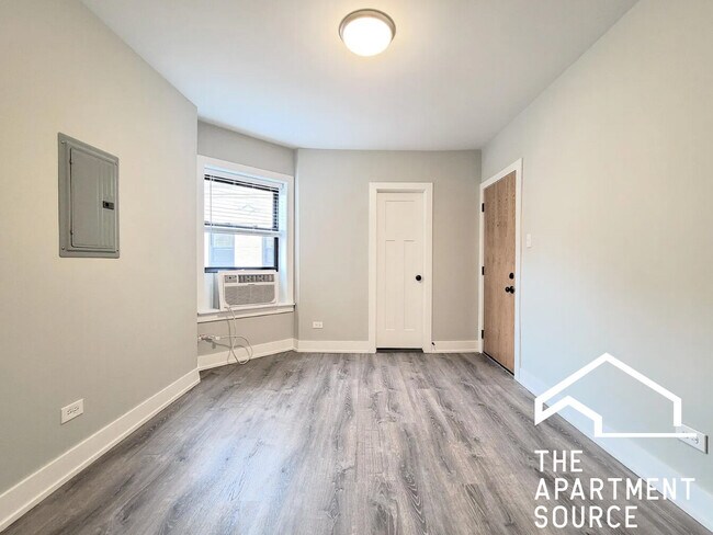 Foto del edificio - 429 W Belden Ave