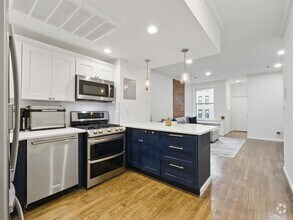 Building Photo - 214 Park Ave