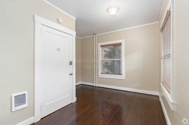Interior Photo - Nob Hill