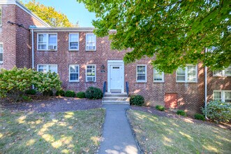 Building Photo - 29G Clarmore Dr