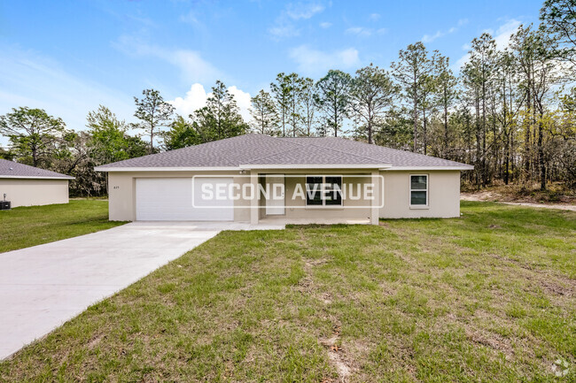 Building Photo - 825 Marion Oaks Manor