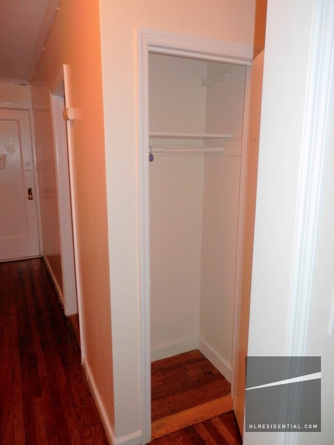 Foto del edificio - 7115 65th St