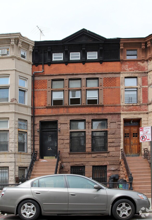 Building Photo - 137 Decatur St