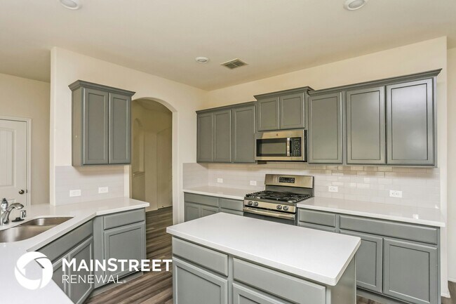 Foto del edificio - 8908 Finn Ln