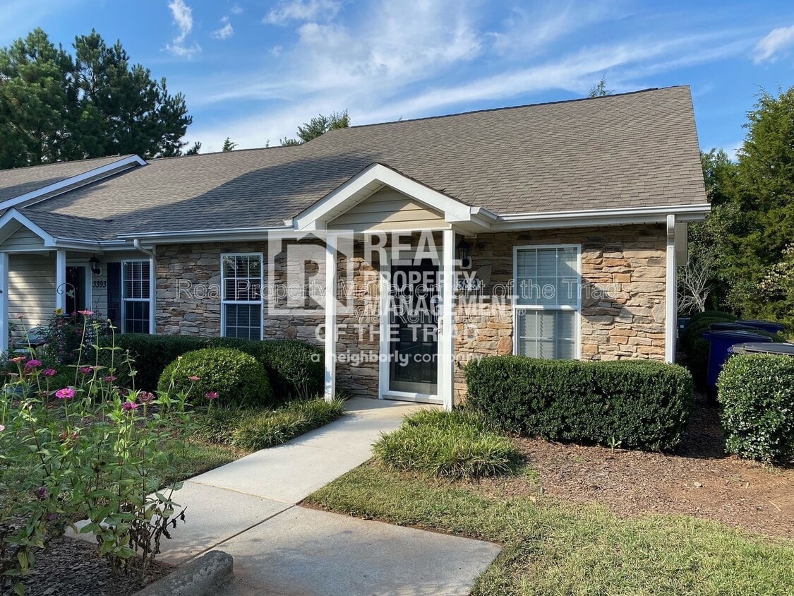 Foto principal - 3389 Hyde Pl Cir