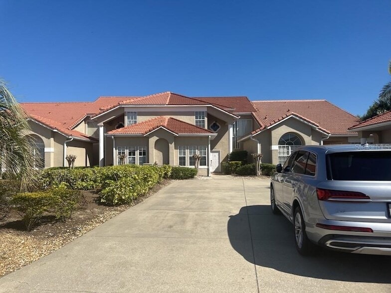 Primary Photo - 1727 St Tropez Ct