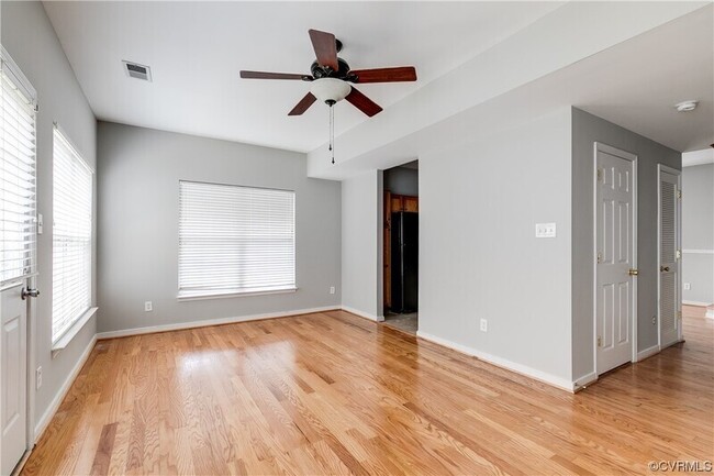Building Photo - 5500 Millstream Ln