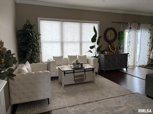 Building Photo - 2812 Castlerock Ridge