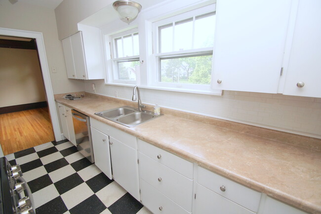 Foto del edificio - 2523 1/2 LeClaire St