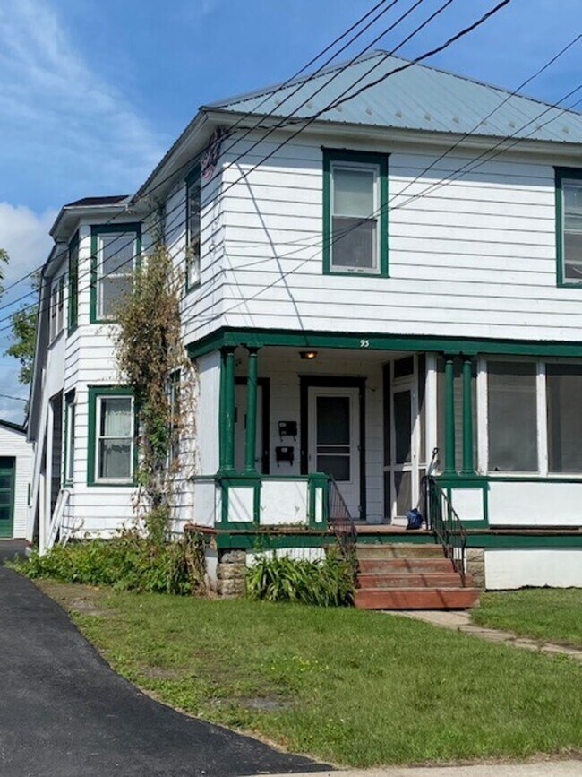 Building Photo - 11 LLC-93 Sailly Avenue