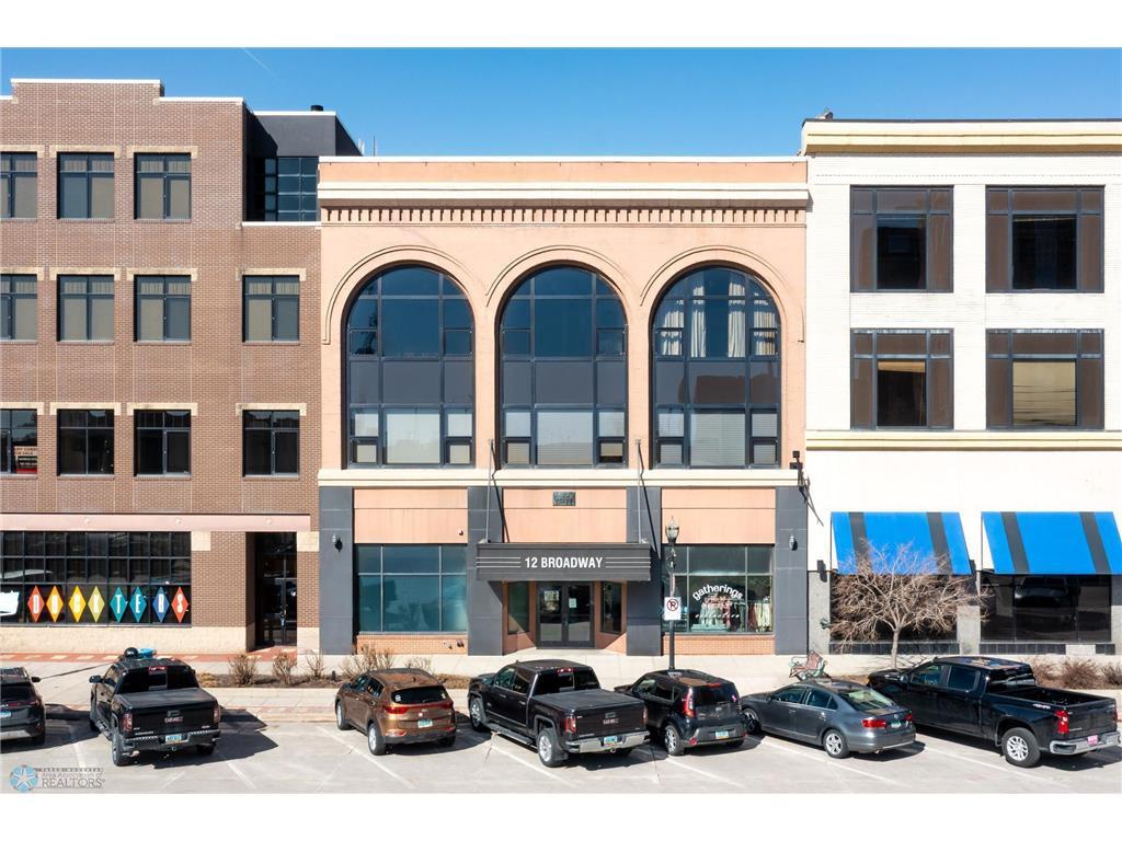 Primary Photo - 12 Broadway N