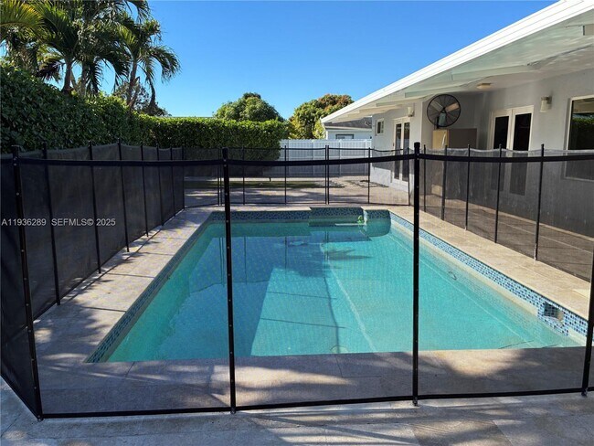 Foto del edificio - 9978 SW 152nd Terrace