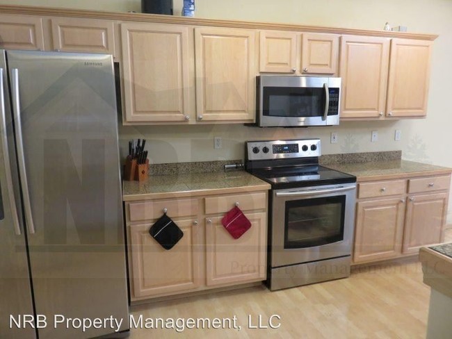 Building Photo - 4 br, 2 bath House - 17722 23rd Ave E