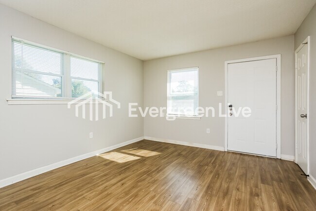 Foto del edificio - 4983 Appleville St