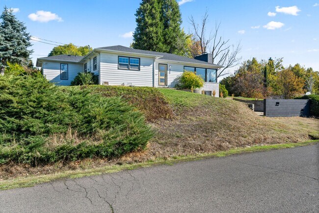 Foto del edificio - 560 N Keene Way Dr