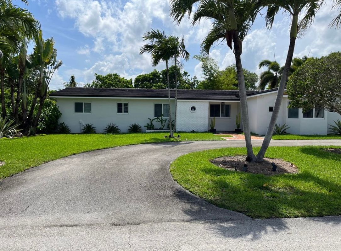 Foto principal - 7300 SW 84th Ct