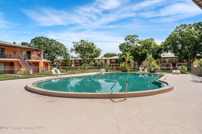 Building Photo - 135 San Juan Cir