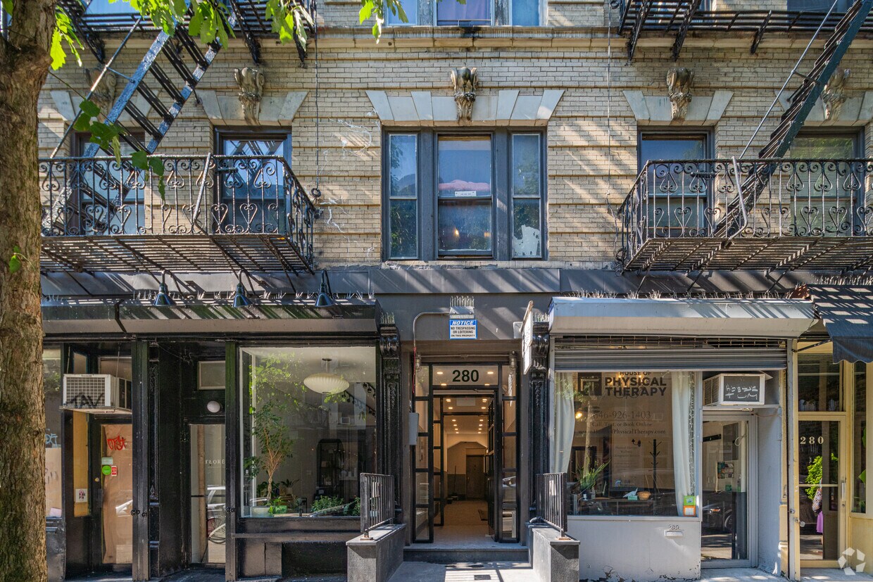 280 E 10th St, Nueva York, NY 10009-4806 - 280 E 10th St